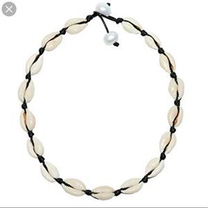 POTESSA Shell Necklace